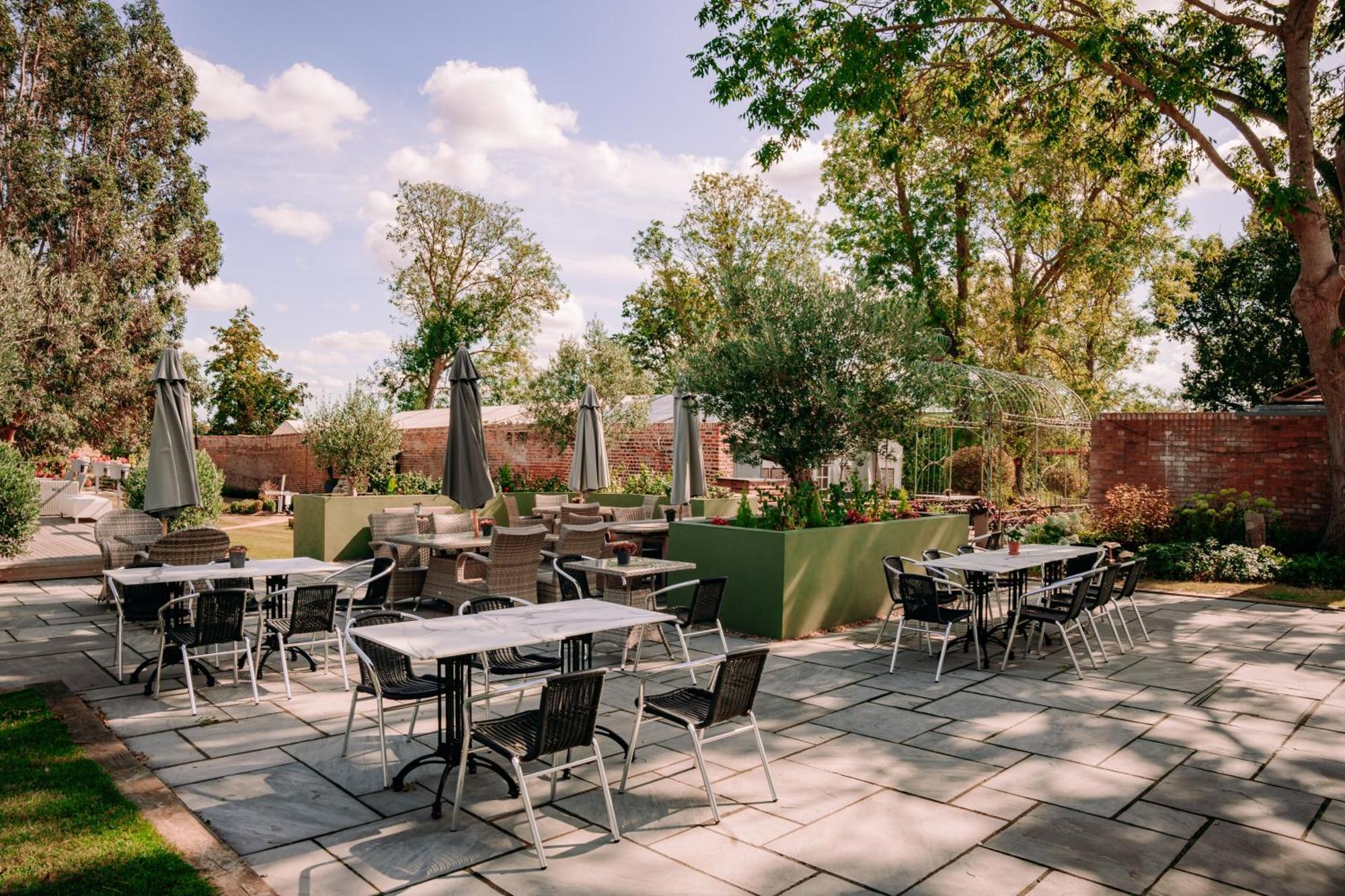 B&B Downham Hall Wickford Ngoại thất bức ảnh