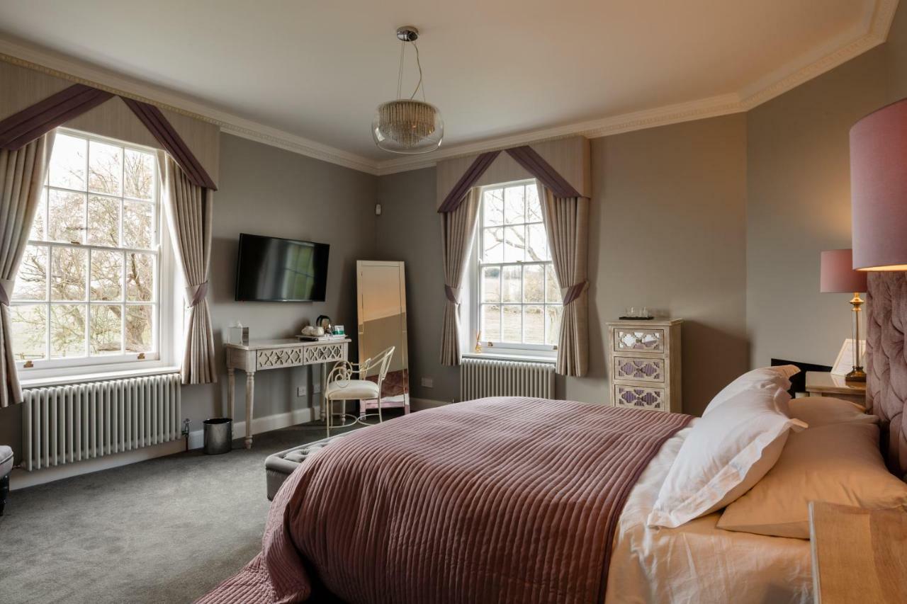 B&B Downham Hall Wickford Ngoại thất bức ảnh